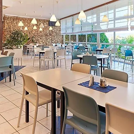 Sagitta All Inclusive Holiday Resort فندق أوميس